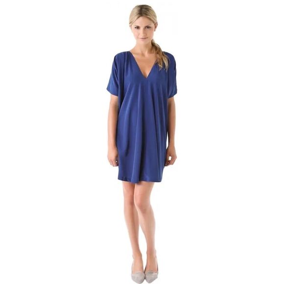 Vince 100% Silk V-Neck Mini Dress S Blue Short Sleeve Minimalist Quiet Luxury - Picture 2 of 6